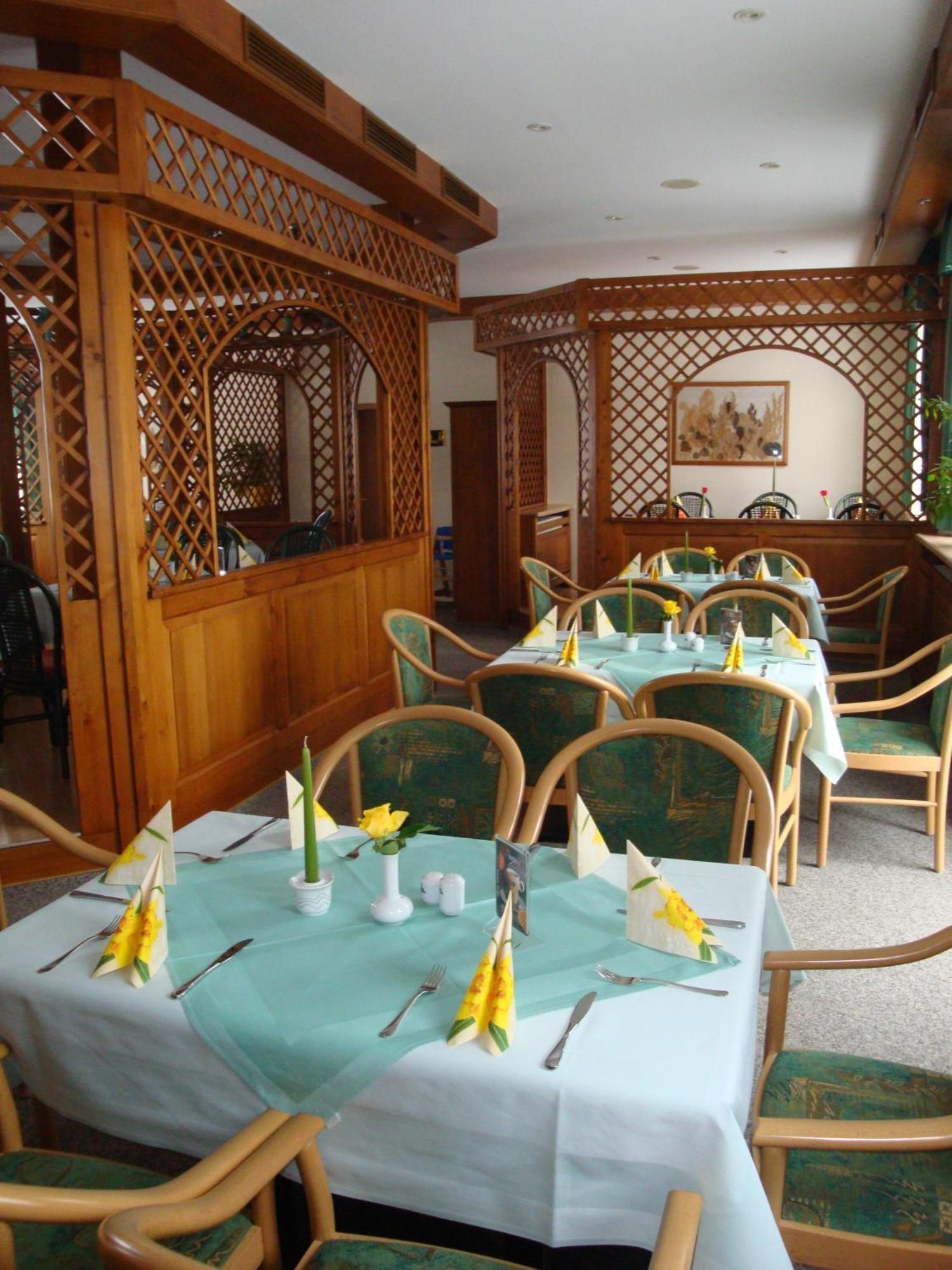 Hotel Friesen Werdau Екстер'єр фото