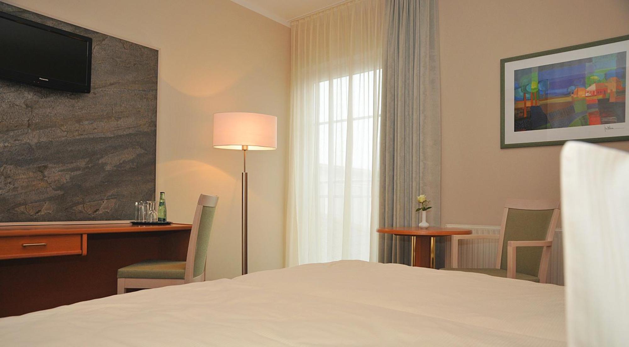 Hotel Friesen Werdau Екстер'єр фото